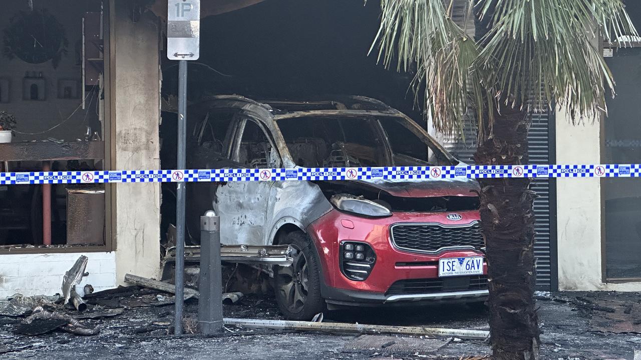 Burning car sets Oakleigh tobacco store alight in suspicious fire ...