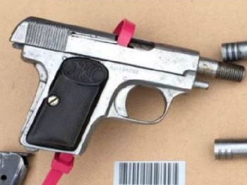 Guns and drugs located during a random traffic stop on 31.7.2019. Picture: South Australian Police.