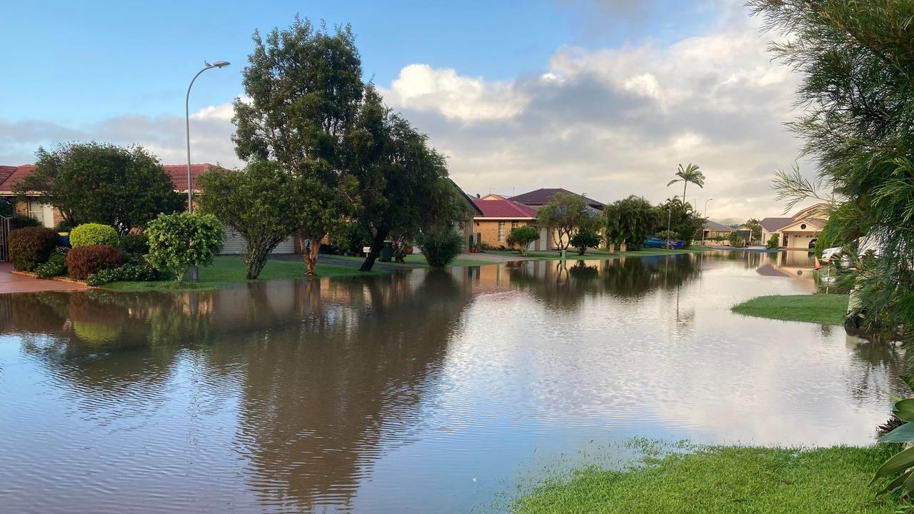 Pictures: Ballina Inundated With Floodwater After Evacuation Order ...