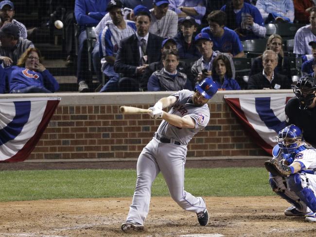 Video: Daniel Murphy sets MLB record with homer in sixth straight playoff  game - NBC Sports