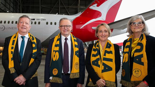 AOC chief Matt Carroll, Prime Minister Anthony Albanese, Qantas Group CEO Vanessa Hudson and Governor General Sam Mostyn wait for the arrival of the Australian Olympic team from Paris