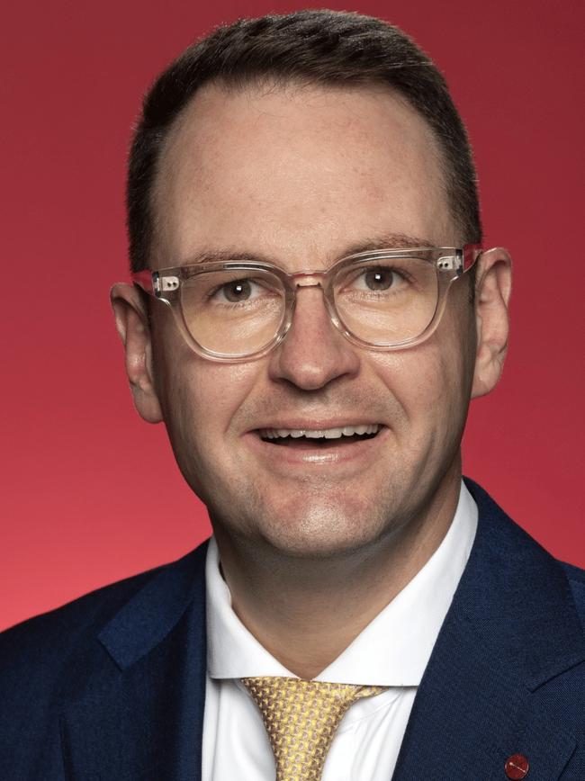 NSW Liberal senator Andrew Bragg.