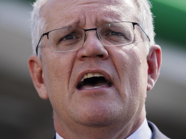 SYDNEY, AUSTRALIA - NewsWire Photos APRIL 5, 2022: Prime Minister Scott Morrison addresses the media during a press conference at Mortdale BP on Tuesday. Picture: NCA NewsWire / Nikki Short