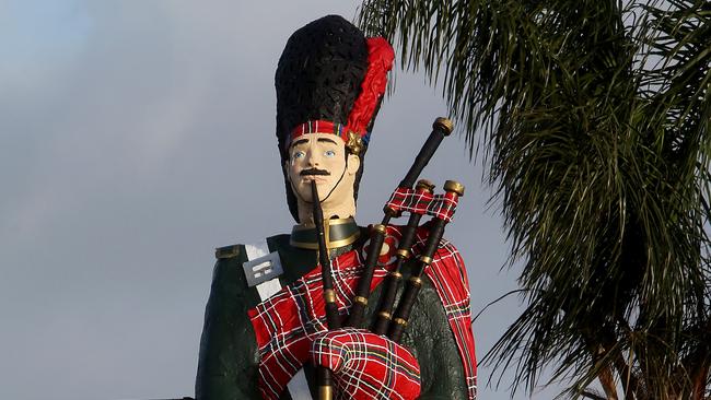 Aussie first: The giant Scotsman in front of Scotty’s motel kicked off Australia’s obsession with Big Things. Photo: Simon Cross