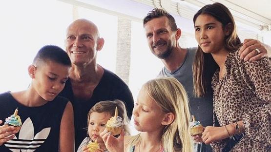 Ellis, the kids and Michael Klim — one big, blended family. (Picture: Instagram/lindyklim) 