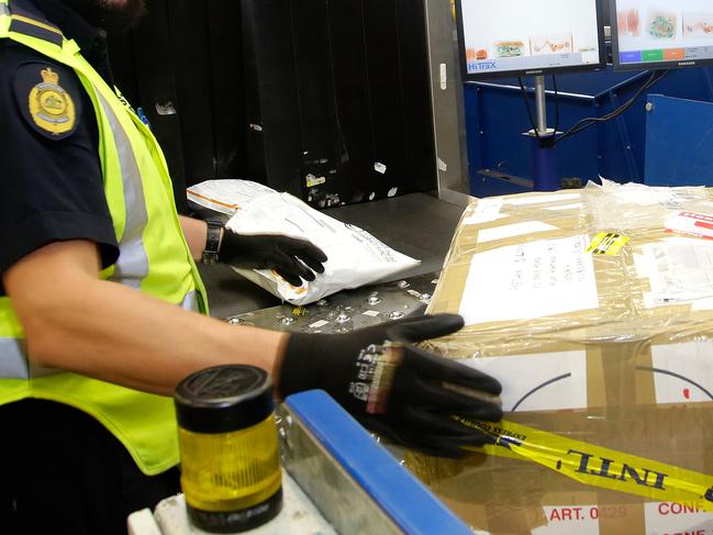 In the mail: Fears grow as zombie drugs seized at the border