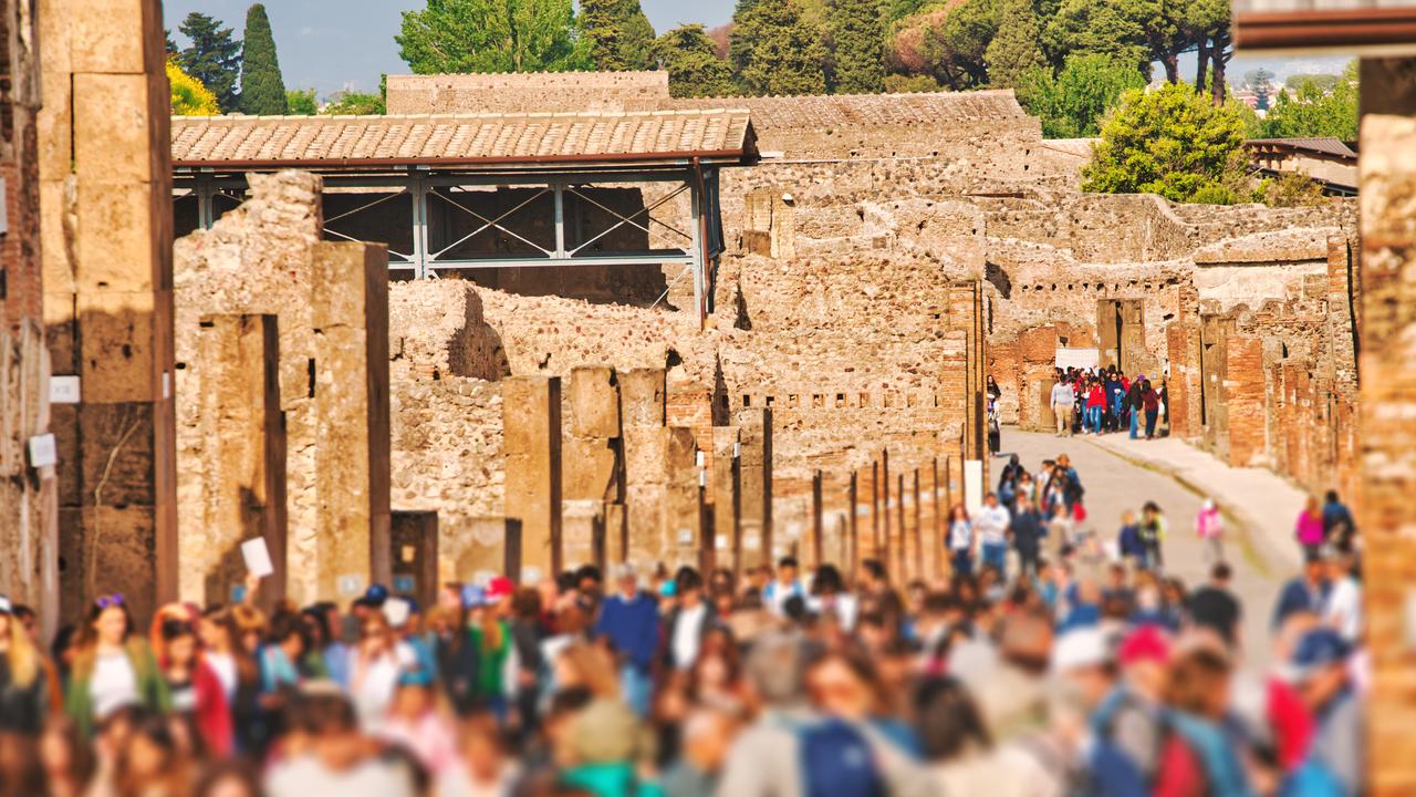 Pompeii makes huge call on tourists