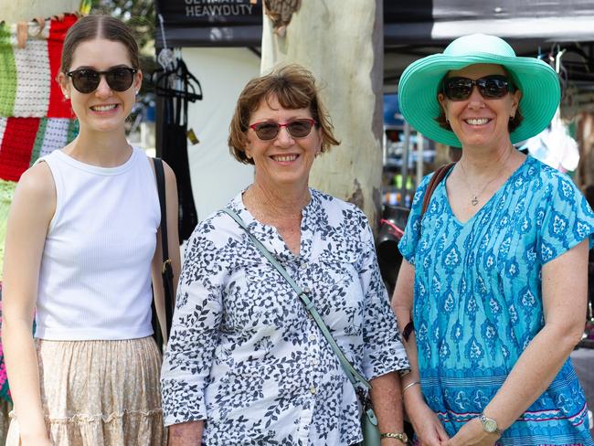 Hannah Larsen, Anne Dawes and Michelle Larsen.