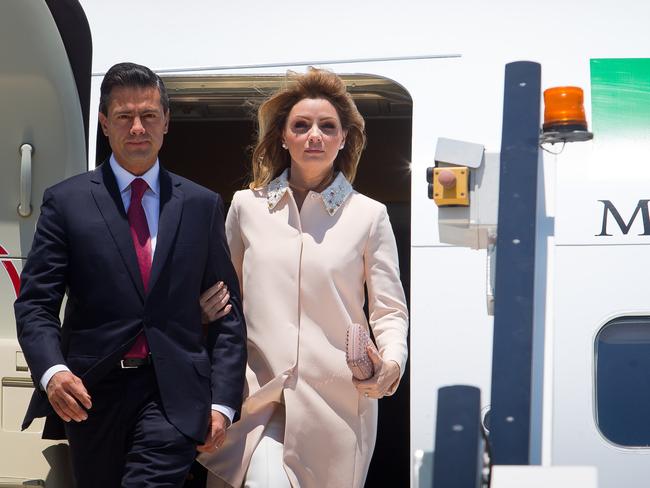 President of Mexico Enrique Pena Nieto and first lady Angelica Rivera Hurtado at Brisbane Airport.