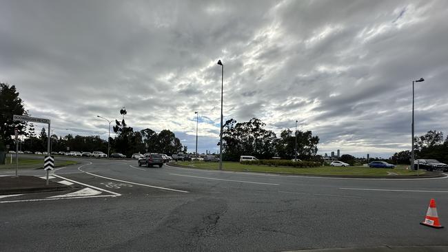 Traffic being detoured at Robina Parkway by Boowaggan Road. Picture: Ashleigh Jansen