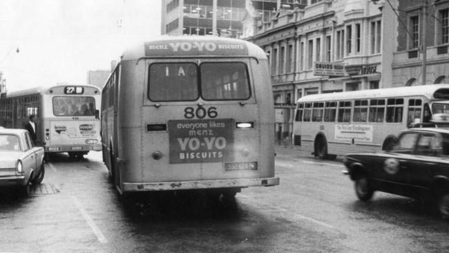 Yo-Yo advertising on a bus heading down Currie St in 1972.