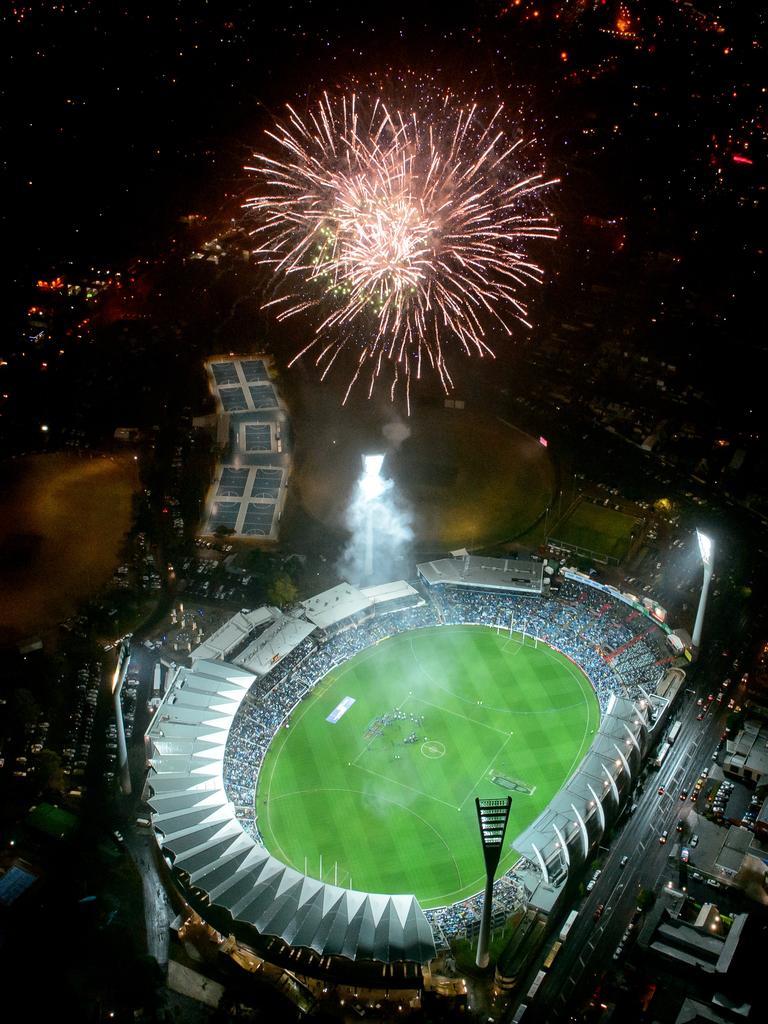 Simonds Stadium under lights for the first time for Geelong versus Gold Coast. Picture: Channel Seven.