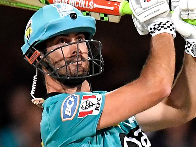 Ben Cutting of the Heat bats during the Big Bash League (BBL) cricket match between the Brisbane Heat and the Sydney Thunder at the Gabba in Brisbane, Tuesday, December 17, 2019. (AAP Image/Albert Perez) NO ARCHIVING, EDITORIAL USE ONLY, IMAGES TO BE USED FOR NEWS REPORTING PURPOSES ONLY, NO COMMERCIAL USE WHATSOEVER, NO USE IN BOOKS WITHOUT PRIOR WRITTEN CONSENT FROM AAP