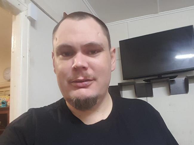 Meth dealer back in court for trying to sell stolen laser level on Facebook