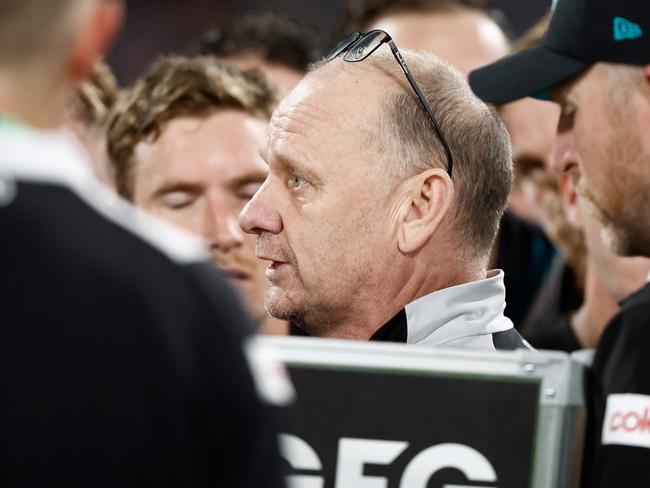 Ken Hinkley gave a coaching masterclass against Geelong. Picture: Michael Willson/AFL Photos via Getty Images.