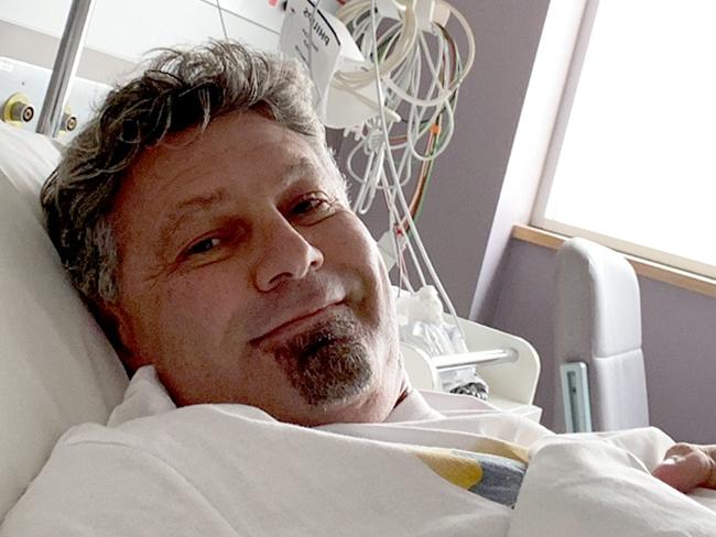 Michael Diamond recovers from gall bladder surgery.