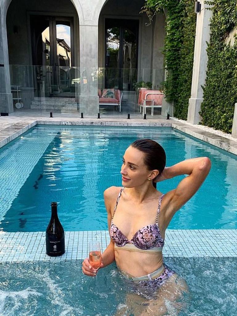 Bec in her pool. Picture: Instagram / Bec Judd