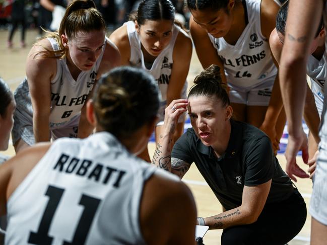 Tall Ferns coach Nat Hurst addresses her players during the Trans-Tasman Throwdown. Picture: Getty Images
