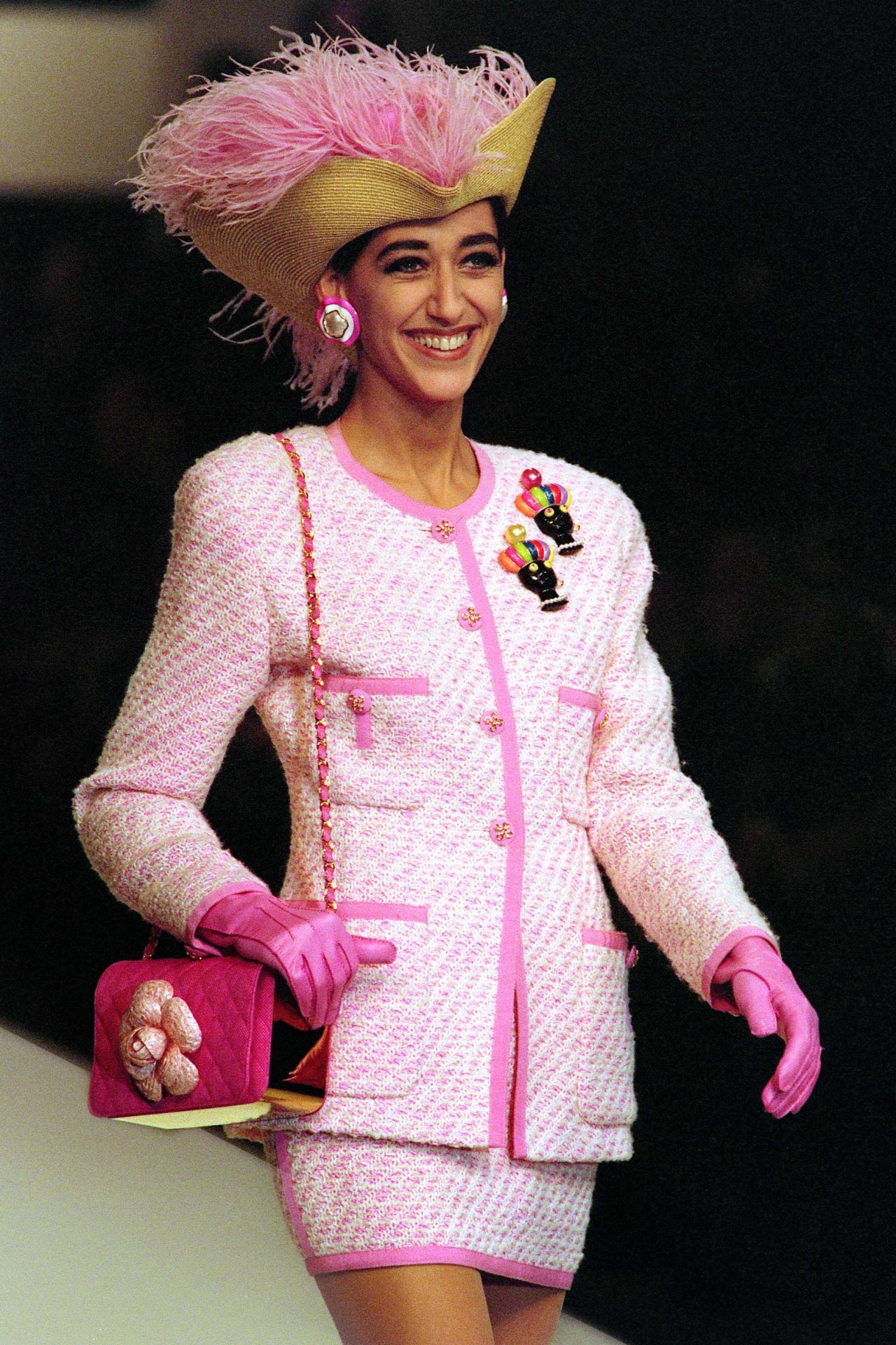 Chanel fashion shows in the 90s: the best runway moments - Vogue