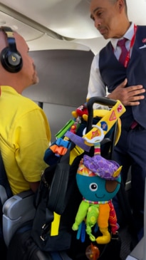 Man allegedly kicked off flight over bag space
