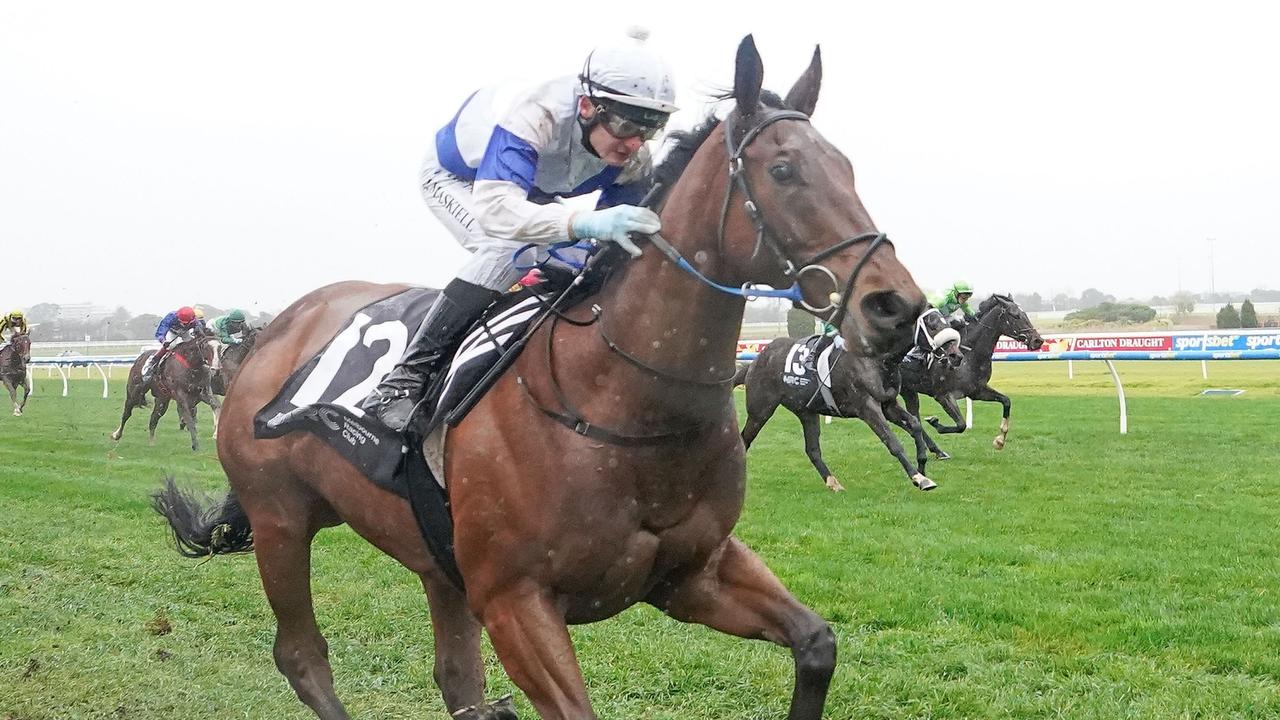 Horse Racing Tips: Betting Strategy And Quaddie Analysis For Ballarat ...