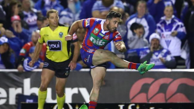 Brock Lamb misses a penalty kick during the round 18 NRL match between the Canterbury Bulldogs and the Newcastle Knights.