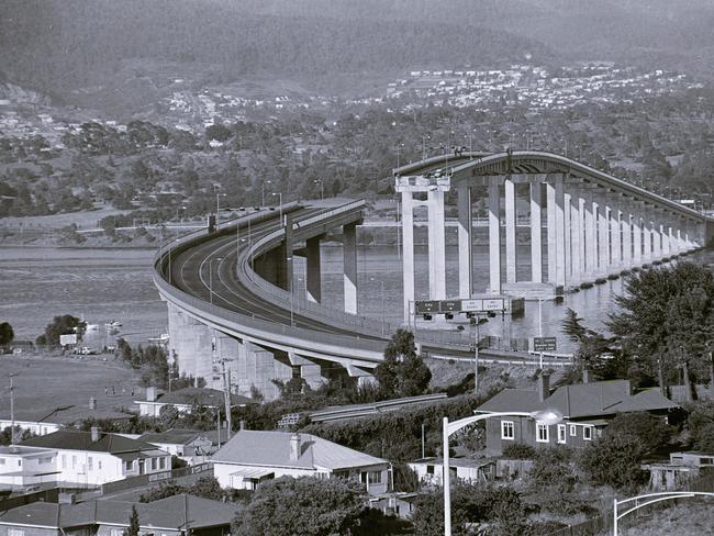 tasman bridge disaster