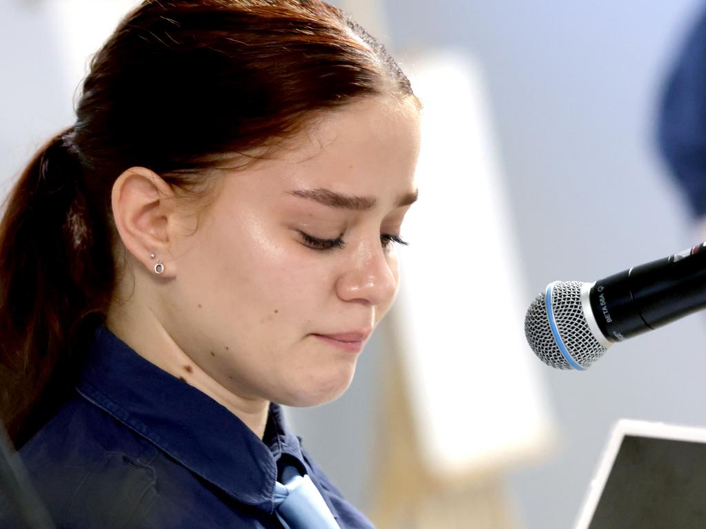 Rachel Feldman shares emotional words during the Jewish Community Commemoration Ceremony. Picture: Steve Pohlner