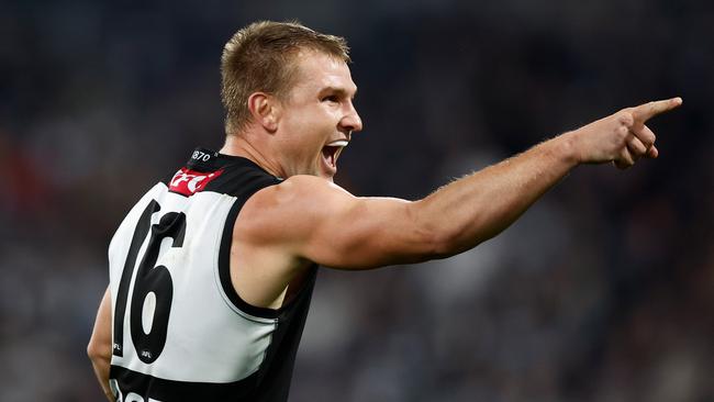 GEELONG, AUSTRALIA - MAY 10: Ollie Wines of the Power celebrates a goal during the 2024 AFL Round 09 match between the Geelong Cats and Port Adelaide Power at GMHBA Stadium on May 10, 2024 in Geelong, Australia. (Photo by Michael Willson/AFL Photos via Getty Images)