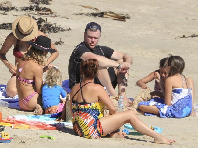 Holidaying Hollywood heavyweight Matt Damon with his family at Byron Bay. Picture: Â©MEDIA-MODE.COM