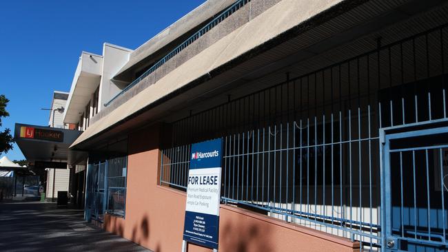 Another building up for lease along Redcliffe Pde, following COVID-19. PHOTO: AAP/Sarah Marshall