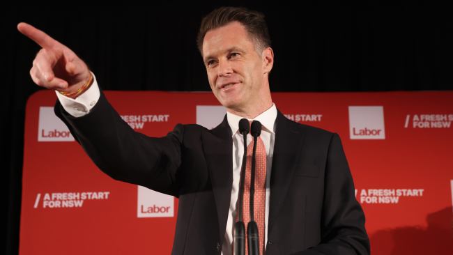 SYDNEY, AUSTRALIA - NewsWire Photos MARCH 25, 2023: NSW Labor leader, Chris Minns holds the election night party at the Novotel Hotel In Brighton-le-sands. Chris Minns takes to the stage after winning the election. Picture: NCA NewsWire / David Swift