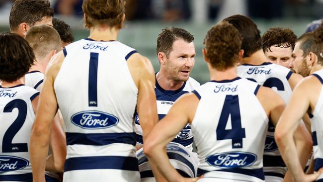 Patrick Dangerfield speaks to his teammates during the clash against Carlton. Picture: Michael Willson/AFL Photos via Getty Images.