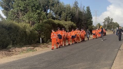 Police and SES are searching for evidence after a man was arrested in relation to an Elizabeth Downs assault yesterday. Picture: 7NEWS