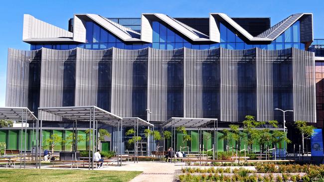 Monash University has been issued with a health and safety notice after failing to consult with staff on its plans to return to face-to-face teaching.