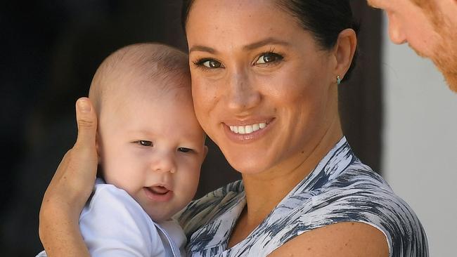 CAPE TOWN, SOUTH AFRICA - SEPTEMBER 25: Prince Harry, Duke of Sussex and Meghan, Duchess of Sussex and their baby son Archie Mountbatten-Windsor at a meeting with Archbishop Desmond Tutu at the Desmond & Leah Tutu Legacy Foundation during their royal tour of South Africa on September 25, 2019 in Cape Town, South Africa. (Photo by Toby Melville - Pool/Getty Images)