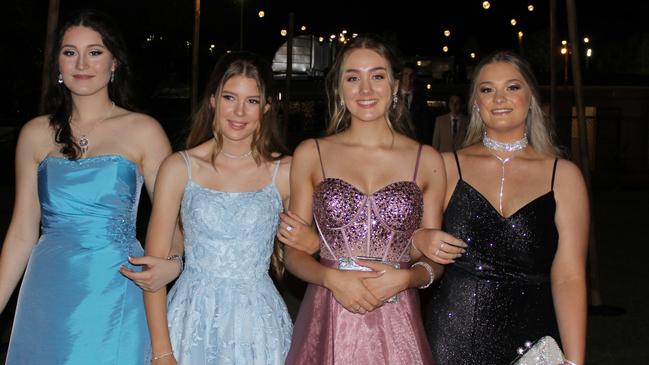 Cleveland State High School students ready for their formal.