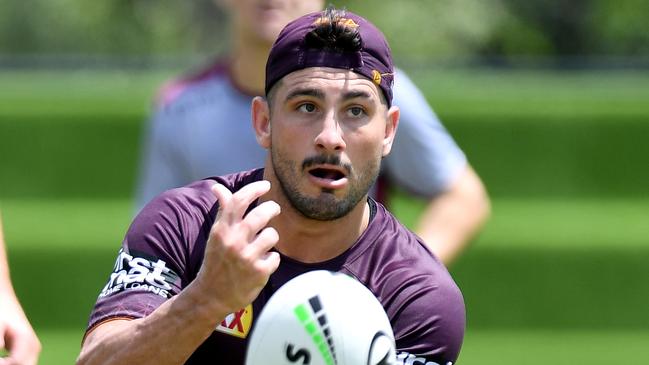 BRISBANE, AUSTRALIA - FEBRUARY 27: Jack Bird passes the ball during a Brisbane Broncos NRL training session at Red Hill on February 27, 2020 in Brisbane, Australia. (Photo by Bradley Kanaris/Getty Images)