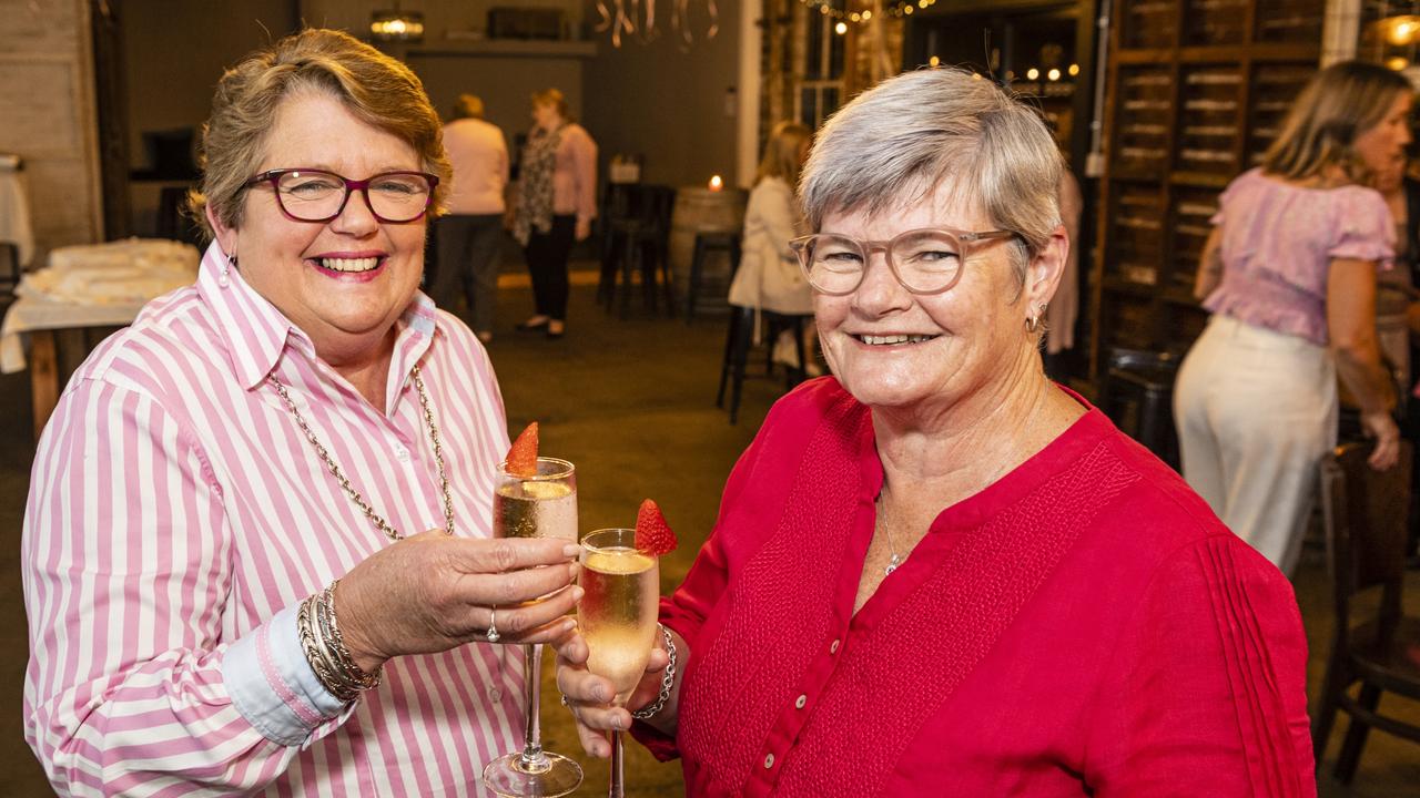 Lea-anne Geppert (left) and Caylene Ford at the ladies cocktail night fundraiser for Protea Place at the Royal Hotel, Friday, April 29, 2022. Picture: Kevin Farmer