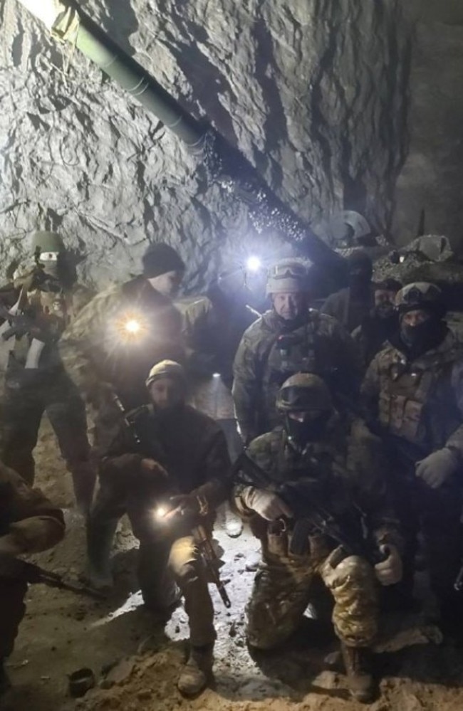 Yevgeny Prigozhin released on social media a picture of himself with Wagner mercenaries in a salt mine at Soledar