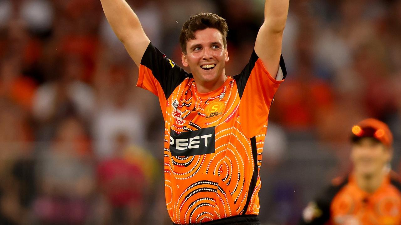 Jhye Richardson of the Scorchers. Photo by James Worsfold/Getty Images