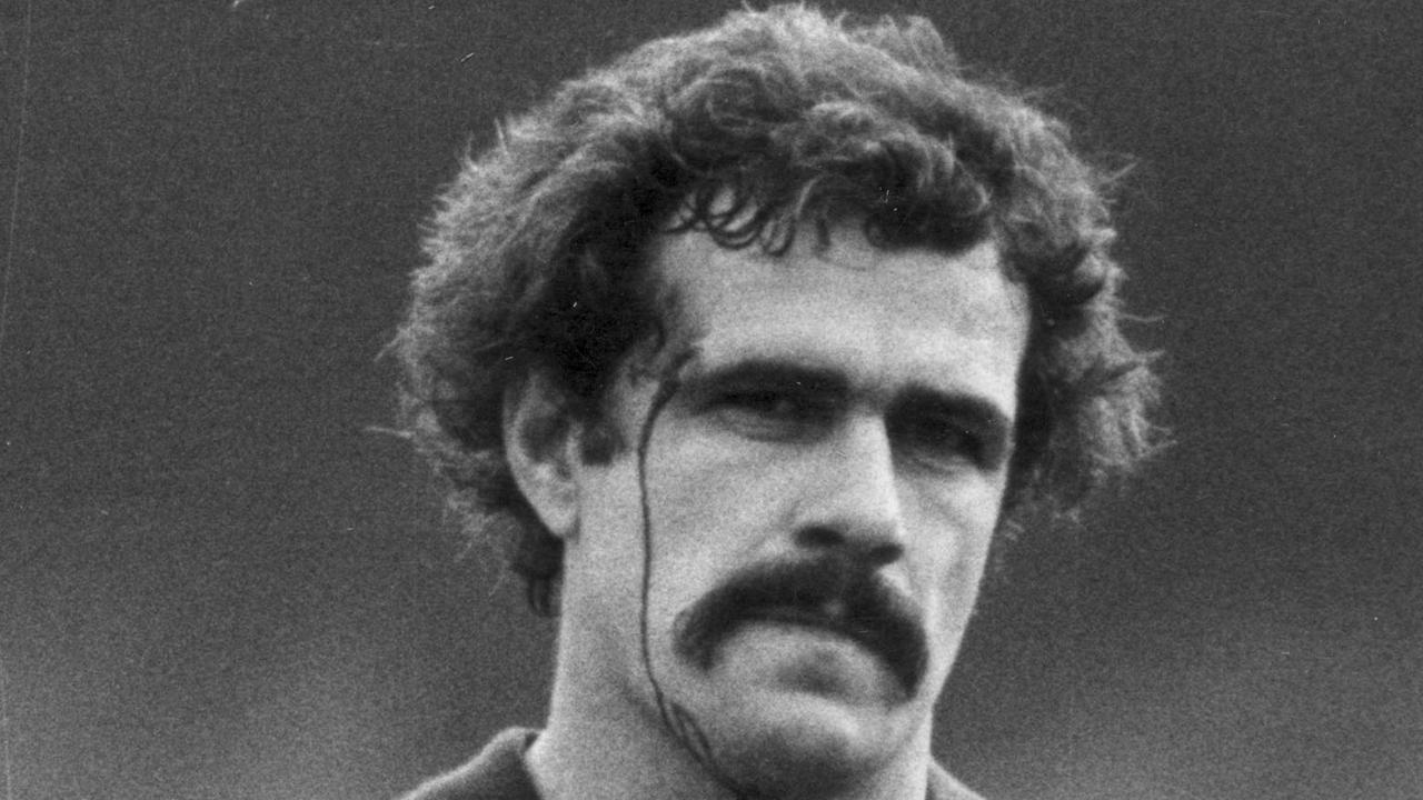 Leigh Matthews with blood rushing from his head in 1981.