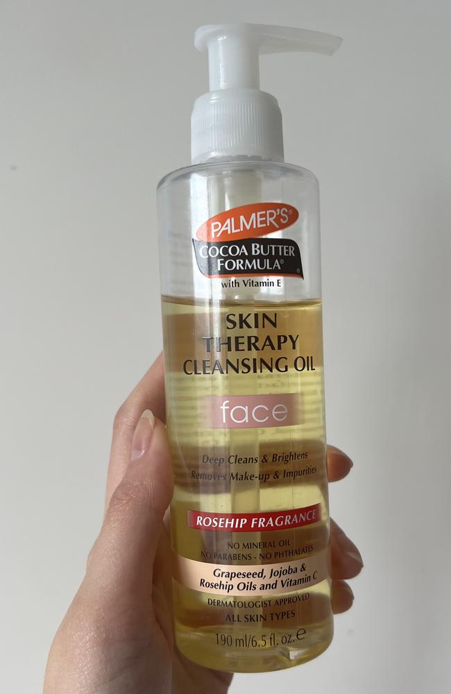 PALMER'S Cocoa Butter Formula Skin Therapy Facial Cleansing Oil. Picture: Harriet Amurao/Supplied