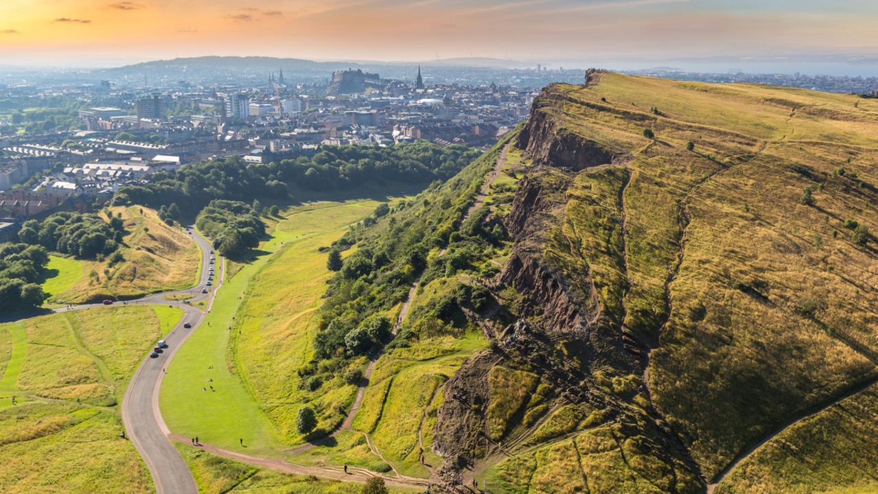 Which British city is located next to the hill Arthur’s Seat?