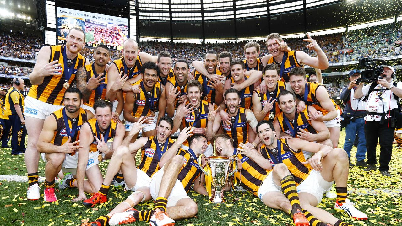 Hawthorn Hawks Celebrate Their Third Win 