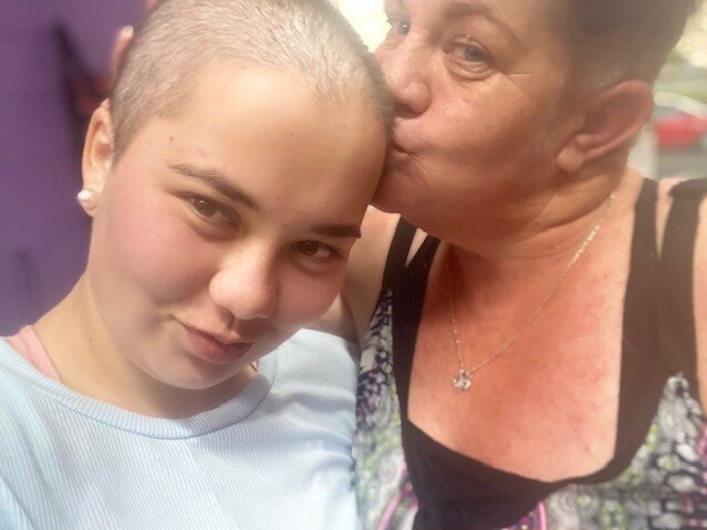Ashlee and Anna Knight during first treatment for optic nerve glioma in 2021. Photo: Contributed