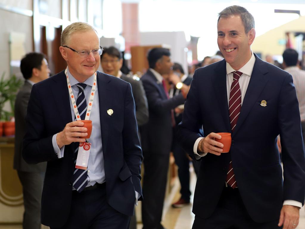 Politicians lack reform drive: Lowe