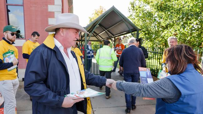 Deputy Prime Minister Barnaby Joyce prepolling in Echuca for The Nationals candidate, Sam Birrell. Picture: Brad Hunter