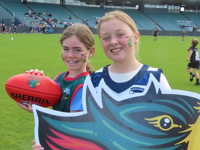 Ruby Morrison and Georgia Miller. Picture: Jon Tuxworth