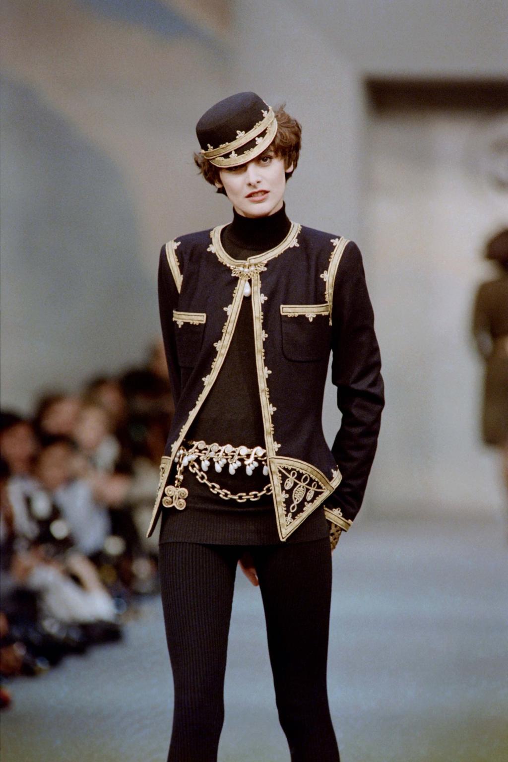 Karl Lagerfeld's Chanel Shows: Photos of Memorable Runway Styles – Footwear  News